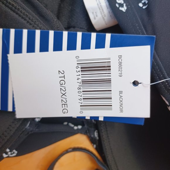 NEW WITH TAGS! Beach Couture Black and White One Piece Bathing Suit (3136) - Picture 10 of 14